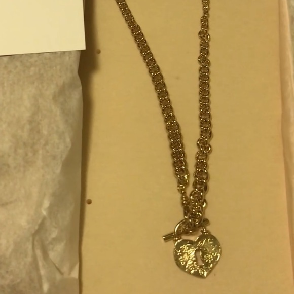 Gas Bijoux Locked Heart Padlock Necklace 24-karat Yellow Gold Plated Brass - Picture 10 of 12